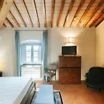 Podere Giglio Feriegård