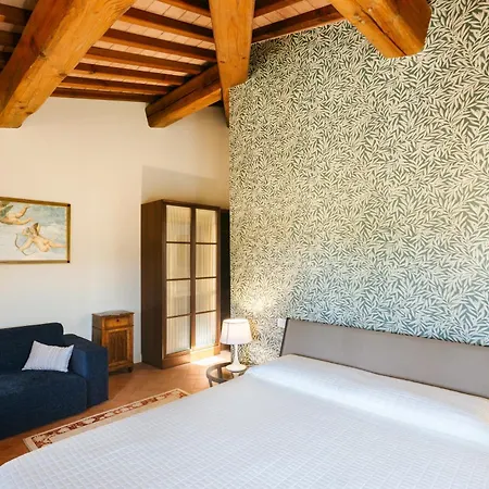 Podere Giglio Feriegård *
